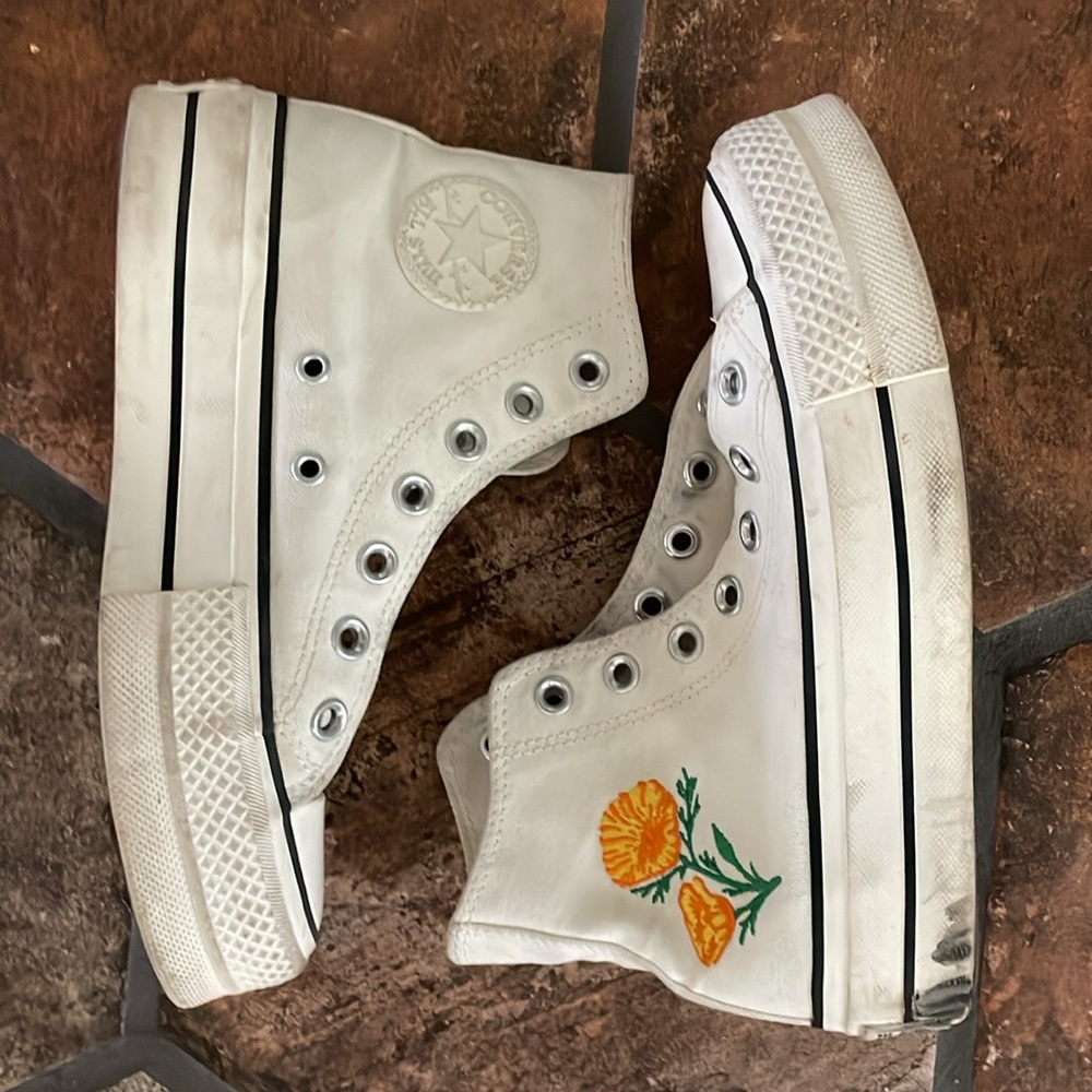 Converse Platform Hi top with embroidred flowers white all star hi top converse - Picture 3 of 11